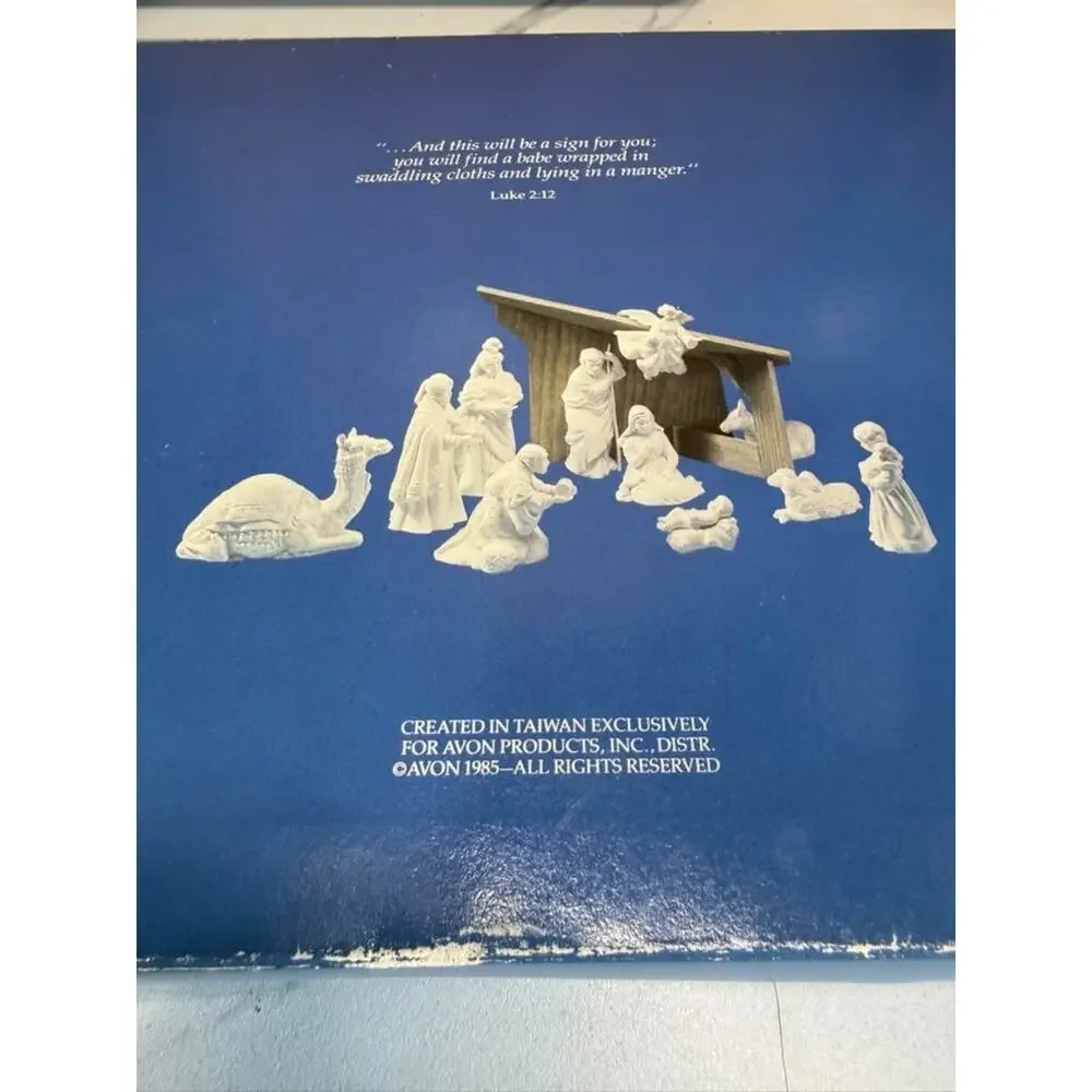 Avon vintage nativity